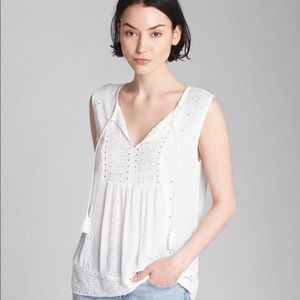 Gap White Eyelet Bohemian Tank with Tassels - M